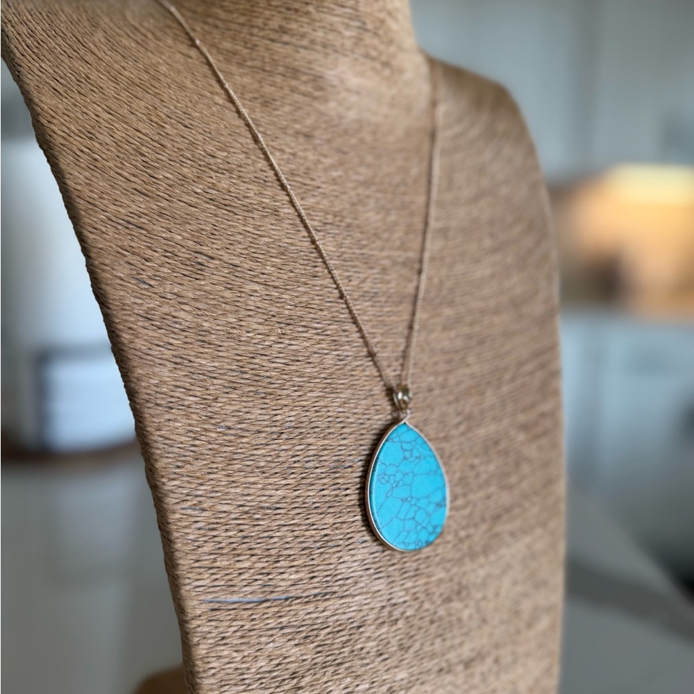 Turquoise Pendant Necklace